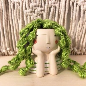 Meet your Posher, Cynthia